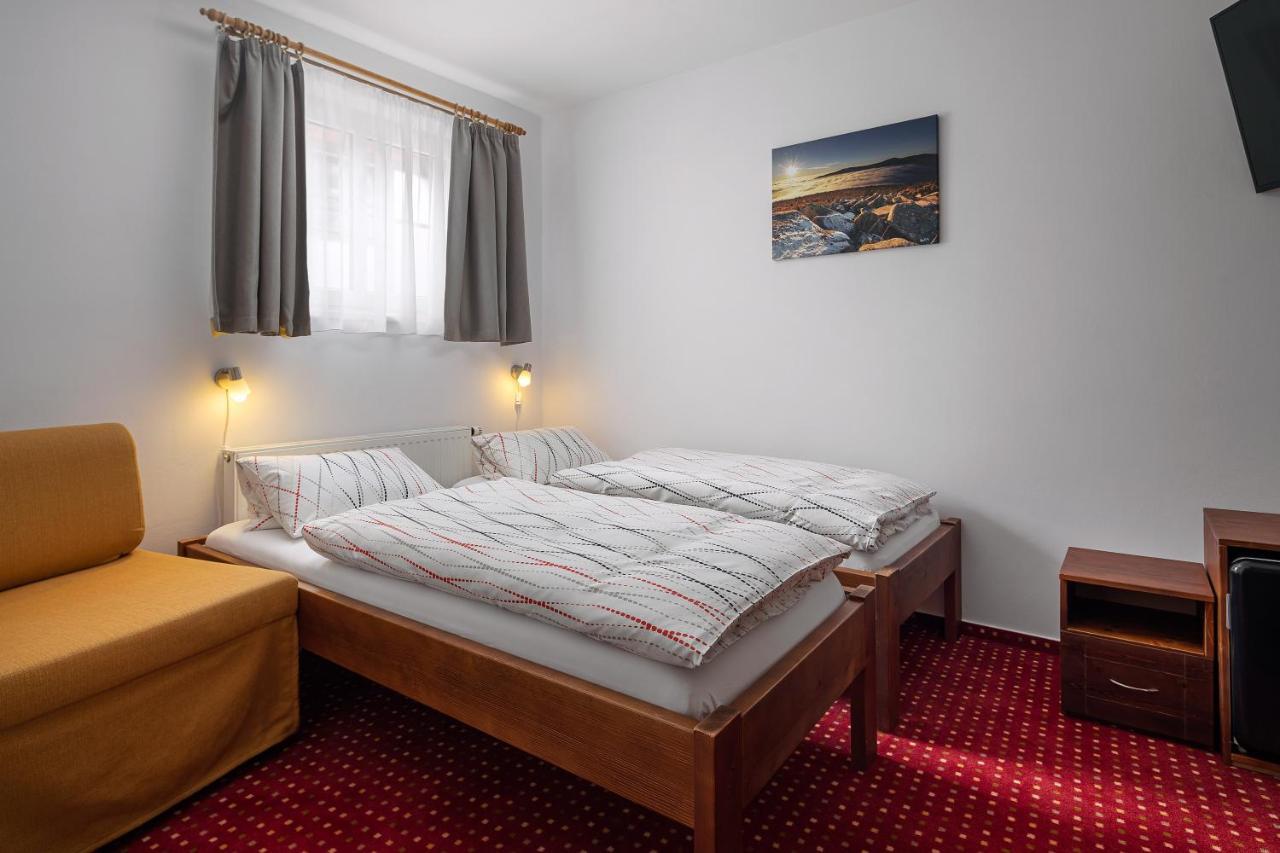 U Komarku Špindlerŭv Mlýn Buitenkant foto